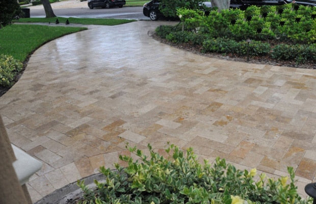 Pros and Cons of Sealing Travertine Pavers
