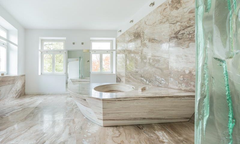 Marble Bathroom: Types, Design Ideas and Tips